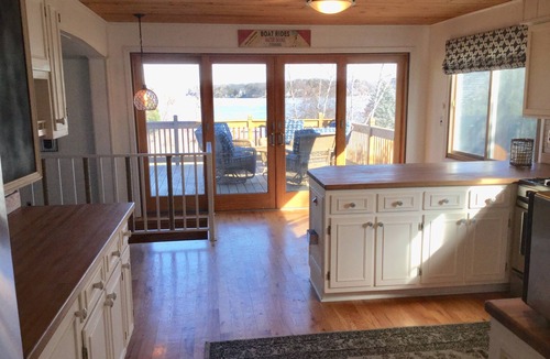 Lake Ripley House | Waterfront Lake Ripley getaway. Kayak, paddleboard and fish from private pier!