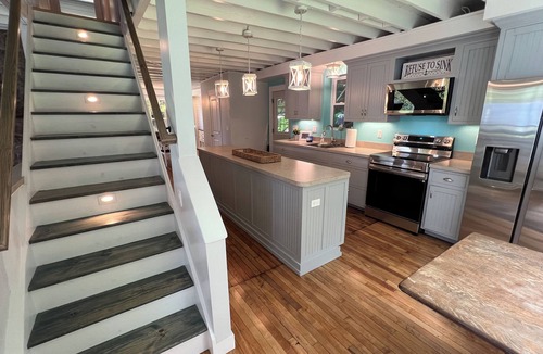 Town of Webb House | Waterfront Lakehouse on 4th with Dock Access