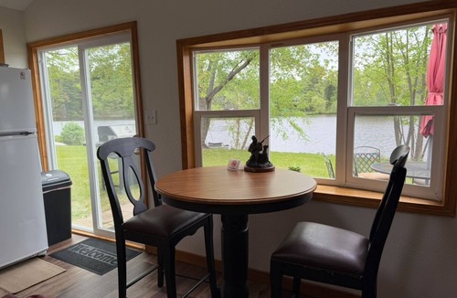 Jim Falls House | Waterfront legacy farm cottage house with WiFi, AC in lovely Eau Claire