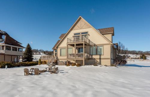 Waterfront Greens House | Waterfront Links