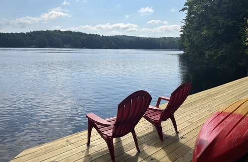 Colton House | Waterfront Location. Panoramic Views. Swimming. Treehouse Tranquility. Private.