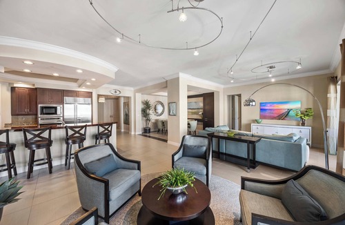 Royal Harbor Condo | Waterfront Luxury Condo - Naples Bay Resort