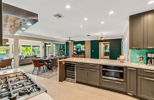 Wilton Manors Villa | Waterfront - Luxury Villa in ❤️ of Wilton Manors