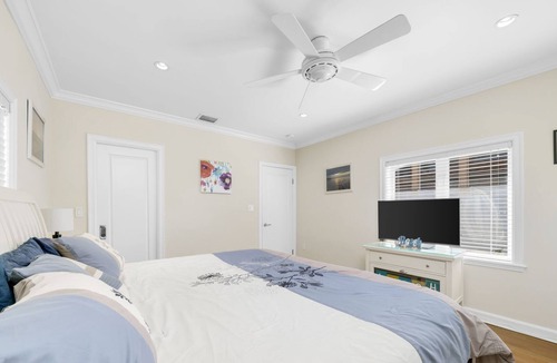 Seybold Villa | Waterfront Miami villa azul/ heated pool jacuzzi/ ocean front