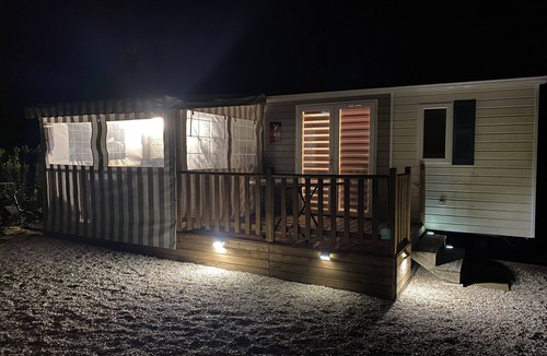 Port-des-Barques House | Waterfront mobile home Port des Barques 17 (in residential park)