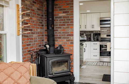 Cossayuna Other | Waterfront Modern Farmhouse with WiFi near Saratoga Track, Vermont and more!