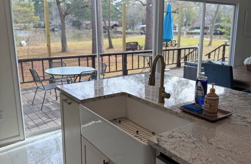Flowood House | Waterfront Modern Reservoir Retreat with boat dock & fishing pier, Pet Friendly