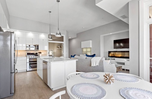 Grand Haven Condo | Waterfront, Musical Fountain, Lake MI views, luxury condo downtown