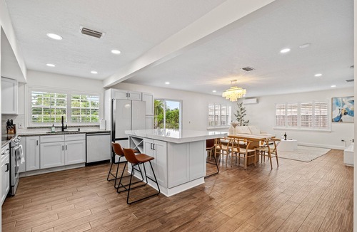 Lake Worth House | Waterfront Oasis w/Pool, Minigolf & TikiHut! Perfect for Families