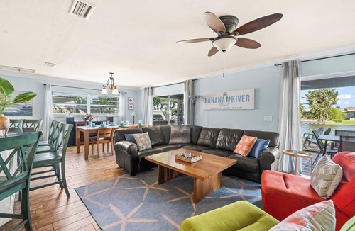 Cocoa Isles House | Waterfront Oasis:-1 blk to beach-Kayaks-Game room, Waterfront Oasis: 1 blk to beach-kayaks-game room