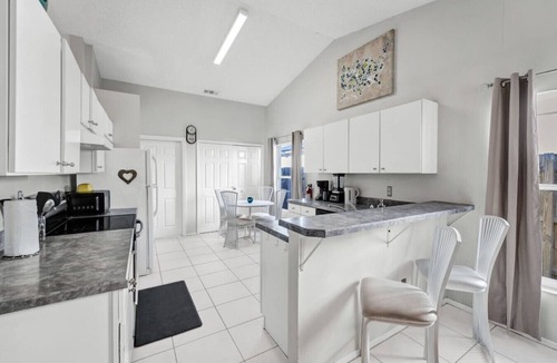 Indian Point House | Waterfront Oasis – 4BR Pool & Spa