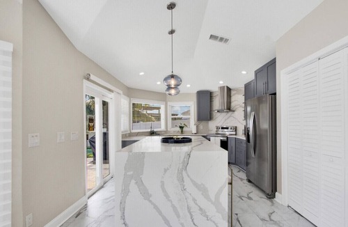 Harbor Hills House | Waterfront Oasis – 6BR Home w/Pool, Spa & kayaks
