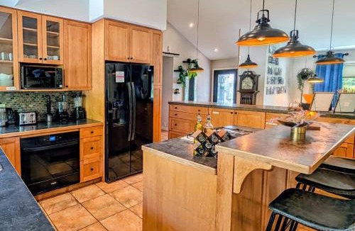 South Pandosy House | Waterfront Oasis with Pool, Hot Tub & Pet Friendly