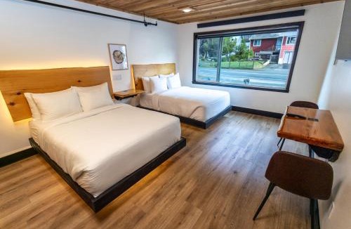 Downtown Juneau Hotel | Waterfront on Glacier