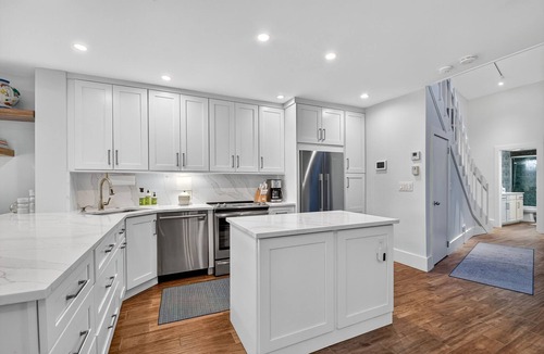 South Palm Beach Condo | Waterfront Palm Beach Escape