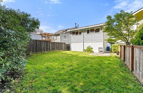 Alki House | Waterfront | Panoramic Elliott Bay & Olympic Views