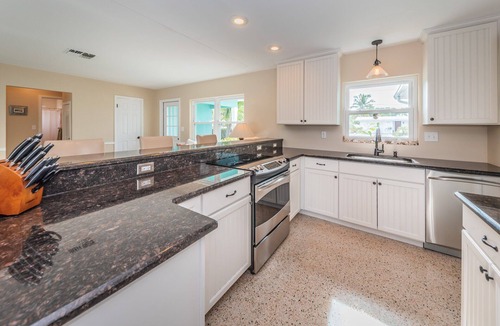 Vina Del Mar Island House | Waterfront Paradise on Vina del Mar near Pass-A-Grille