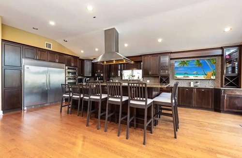 Massapequa House | Waterfront Paradise on Long Island
