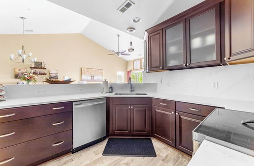 Cornelius Condo | 🆕 Waterfront Penthouse Lake Norman Views