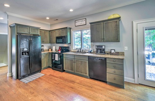 Piney Flats House | Waterfront Piney Flats Home w/Private Dock!