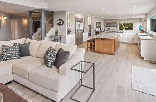 Sandpoint House | Waterfront | Private Dock | Boat Lift | Hot Tub AC