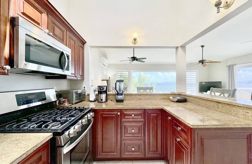Nazareth House | Waterfront,Private home&pool,Breathtaking Views,Great Location. Enjoy paradise!