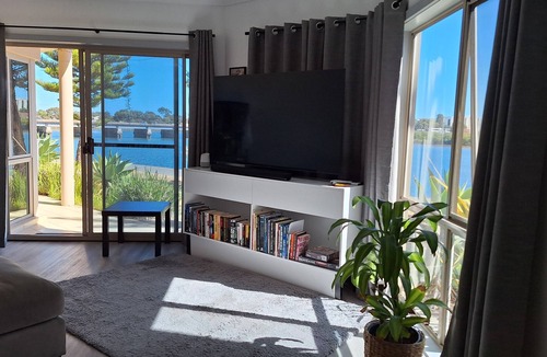 Port Adelaide Apartment | Waterfront Property with lovely views. Wake up to the dolphins and Swimming
