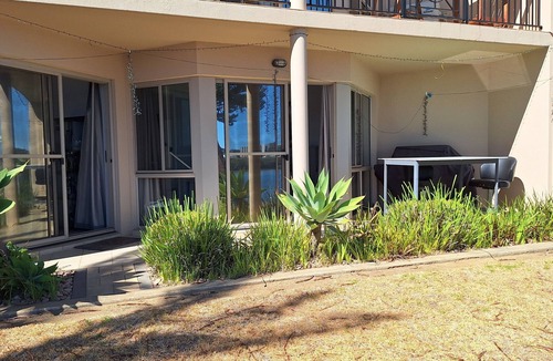 Port Adelaide Apartment | Waterfront Property with lovely views. Wake up to the dolphins and Swimming