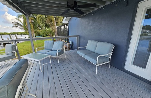 Clearwater House | WATERFRONT PROPERTY - short term rentaln