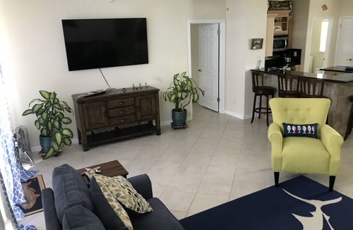 Cutthroat Harbor Estates House | Waterfront Relaxation and Barefoot Sunsets
