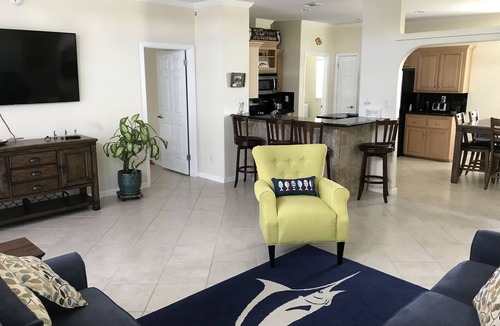 Cutthroat Harbor Estates House | Waterfront Relaxation and Barefoot Sunsets