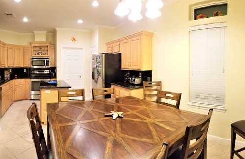 Cutthroat Harbor Estates House | Waterfront Relaxation and Barefoot Sunsets