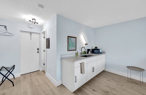 Isles of Capri Condo | Waterfront Retreat | Isles of Capri | Marco Island