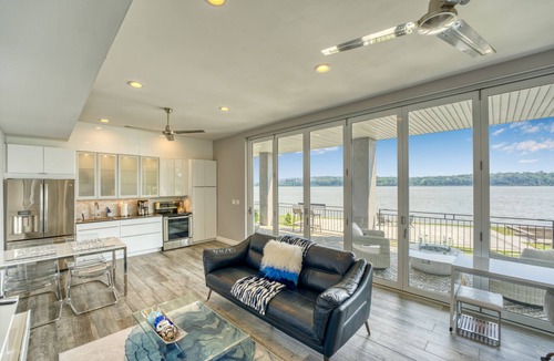 Ulster Park Apartment | Waterfront retreat near Kingston, NY w/stunning views, firepit & trails nearby!