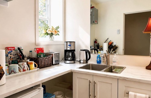 Gibsons House | Waterfront Room with Private Bath and Deck Near Marina, Private Beach Access