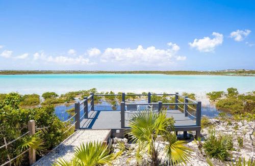Cooper Jack Bay Settlement Villa | Waterfront Sunset Views , Cooper Jack Bay Villas