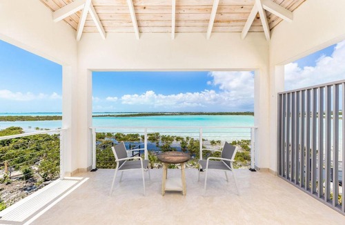 Cooper Jack Bay Settlement Villa | Waterfront Sunset Views , Cooper Jack Bay Villas