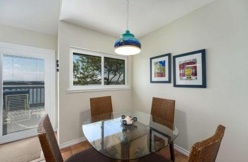 Corpus Christi House | Waterfront Shared Pool Games Winter Family Deals