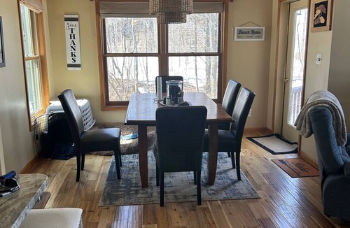 Brimley House | Waterfront Spacious 4 bedroom beach lake house in beautiful Brimley-Bay Mills