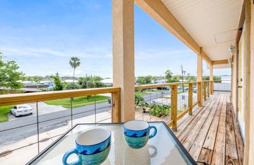 Welaka House | Waterfront St Johns River near springs with boat dock and water sports