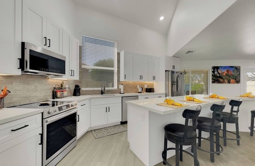 Harbor Island House | Waterfront, Stadiums Close! Pool Perfectamente Perfecto