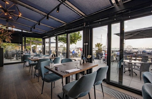 Oud-Loosdrecht Hotel | Waterfront Stay with Private Marina Access, Biking Trails and Lakeside Dining
