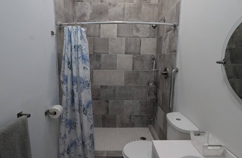 Cherokee Apartment | Waterfront Studio,300yds to stunning beach & DIY bonefish flats,Boat available