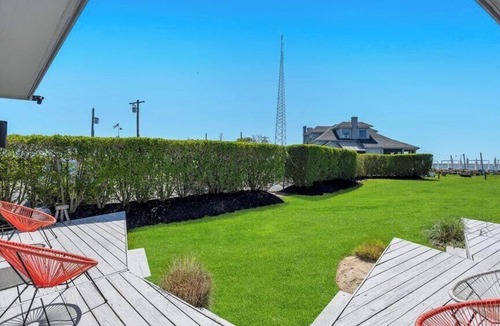 Hampton Bays Hotel | Waterfront studio and more in a Boutique Hotel, Heart of Hampton Bays,.
