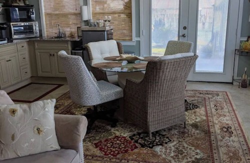 Bacliff Apartment | Waterfront Suite on shared property w/275' fishing pier and private hot tub