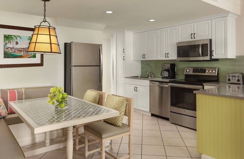 Truman Annex Resort | WATERFRONT Sunset Harbor Resort in Old Town+ Resort Amenities, 2BR Suite