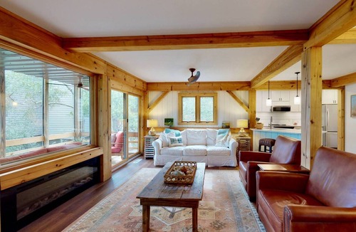 Bald Head Island Condo | Waterfront Timbercreek Condo w/Screened Porch, Steps from Pool+Dock, Kayaks, Bikes, BHI Club w/Golf