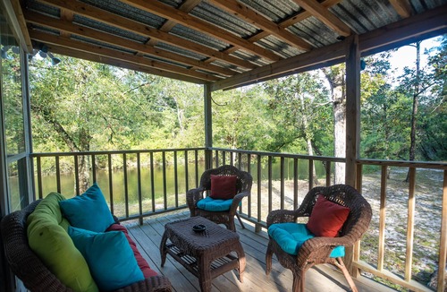 Gulfport Apartment | Waterfront Tiny House- The Hummingbird House