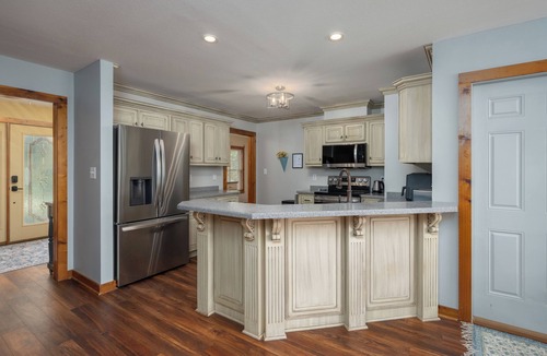 Saint Helena Island House | Waterfront Escape - Seasonal Pool– Perfect for Families & Friends!