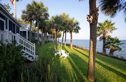 Charleston Cottage | Waterfront View w/pool Cottage - Min from Downtown!